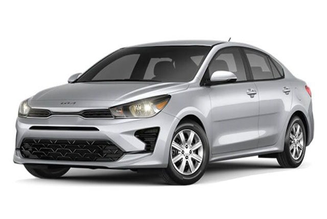 Kia Rio 2024, color Gris
